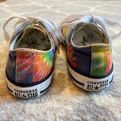Converse Chuck Taylor All Star OX Low Top Shoes Unisex Size 2 Tie Dye Rainbow