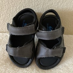 Quiksilver Toddler Size 5 Adjustable Strap Sandals Grey & Black-EUC