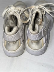 Nike Air Huarache Kids White/Beige Size 4Y 654275-110
