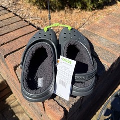 NEW Crocs Classic Lined Black Youth Kids Junior Size J5