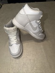 Nike Dunk High GS “Vast Grey” DB2179-101 4.5Y/Women’s 6.5 EUC