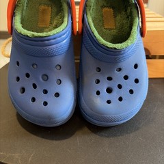 Classic Lined Crocs Toddler Size C11 Blue Bolt Green Orange