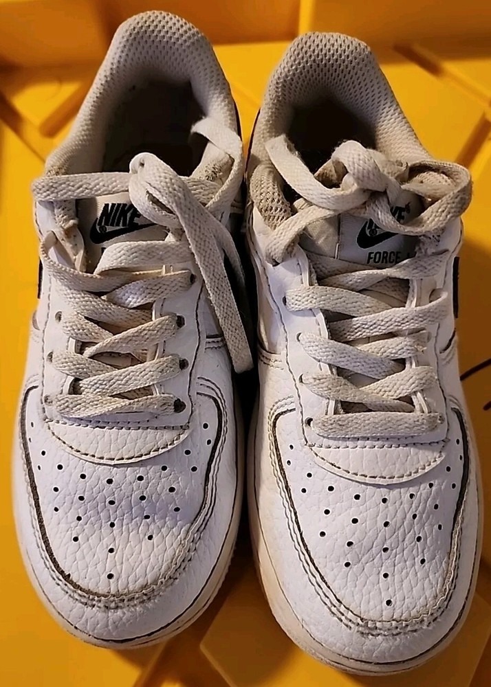 Nike Air Force 1 Kids White And Black Sneakers Shoes Sz 11C Unisex