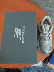 NEW BALANCE 1906