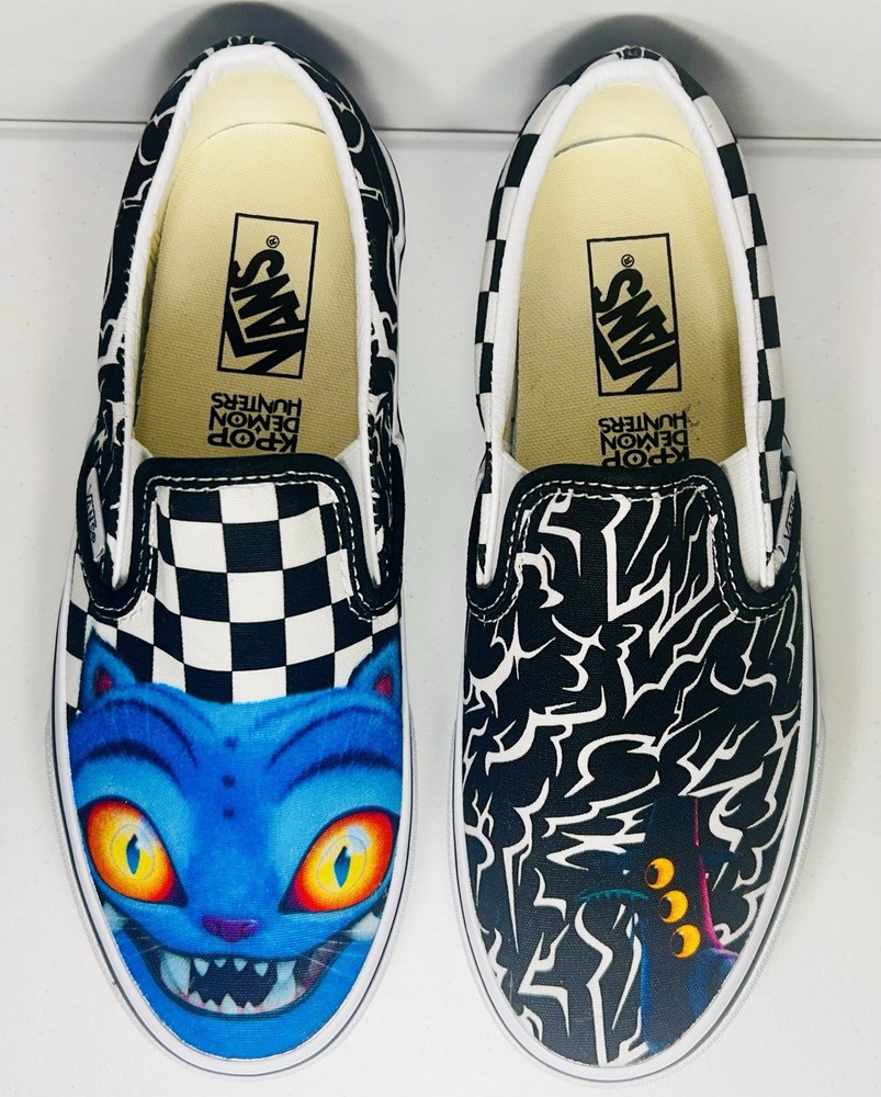 VANS Classic Slip-On KPOP Demon Hunters Derpy Cat Checkered Unisex Kids 5.0