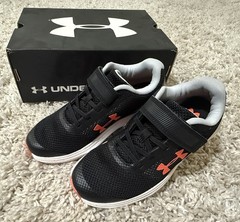 Under Armour UA Pursuit 4 AC Black White Orange Athletic Sneakers 2Y