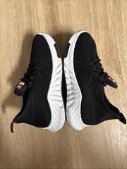ECKO UNLTD. Black White Casual Mesh Stretch Sneakers Youth Size 1