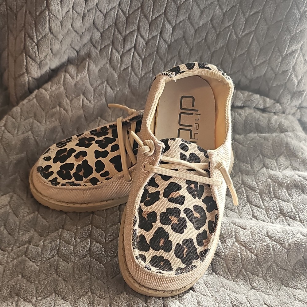 Hey Dude Wendy Youth Leopard Print Canvas Boat Shoes K12 EU 31 UK K11