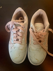 heelys pro 20 prints pink white glitter splatter wheeled sneakers youth 2