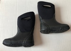 ✨ BOGS Kids 10 Black Classic High Black Pull-On Waterproof Rain Winter Boots ✨