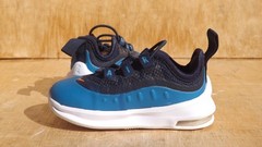 Size 4c – Nike Air Max Axis TD – ‚Midnight Navy Hyper Crimson‘ Running Sneakers