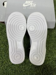 Nike Air Force 1 Low LE Triple White (GS) FV5951-111 Size Youth Boys U.S. 2.5