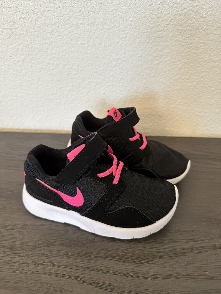 Nike Toddler Black Pink Size 9C UK 8.5 EUR 26 CM 15 705494-001
