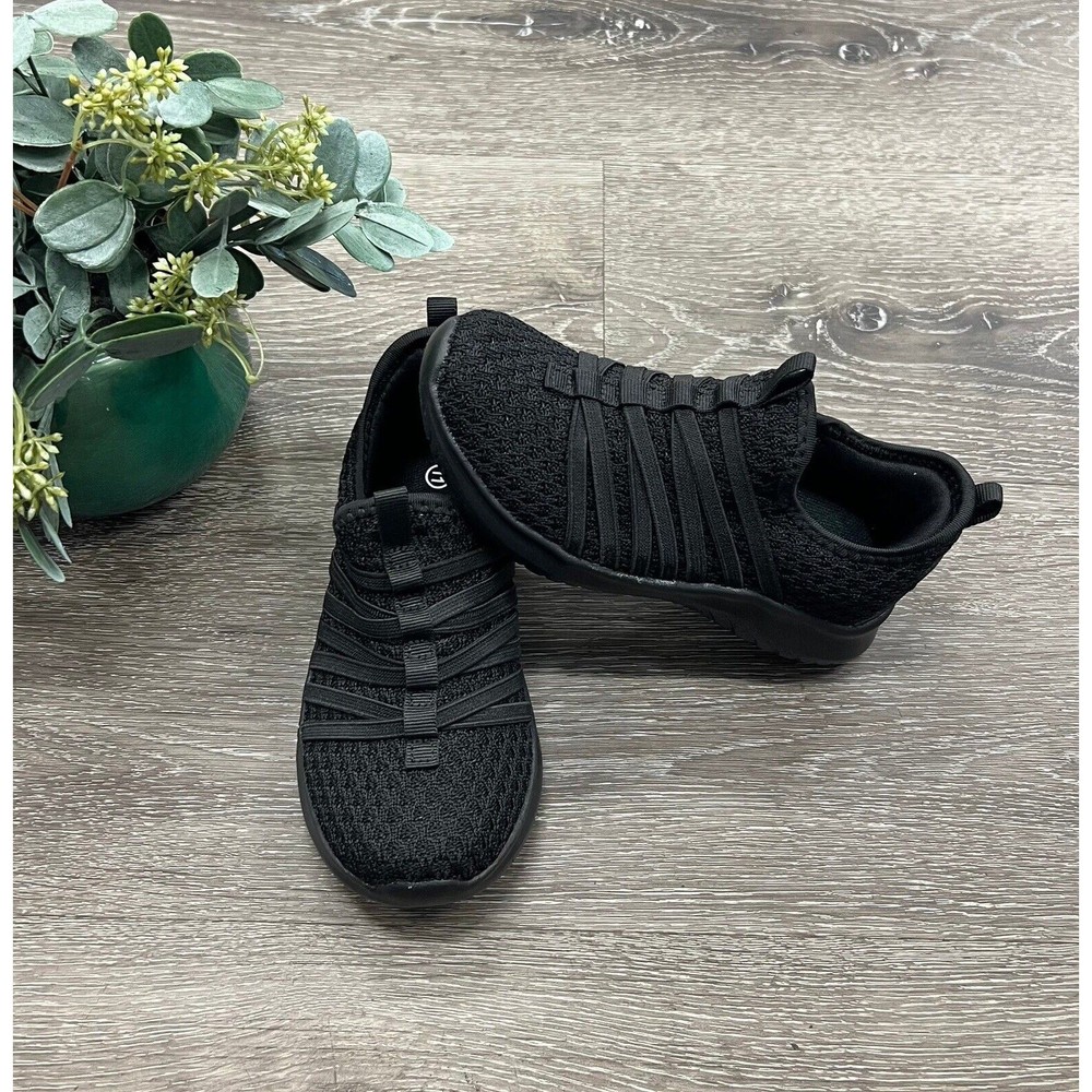 Solid Black Boutique Gender Neutral Sneakers Youth Size 1