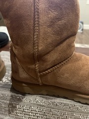 UGG Australia Kids Size 6 ,Classic Short Boots Chestnut 5251 Y Youth