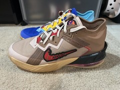 Size 6.5 – Nike LeBron 18 Low x Space Jam Wile E. x Roadrunner 2021