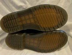 Dr Martens Kids 2976 Chelsea Boots Size 5 Youth US *NEW* Black Smooth Leather