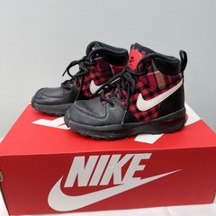Nike Manoa SE Buffalo Plaid Black Red High Top Sneakers AR1704-001 Toddler 11