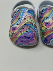 Crocs Classic Faux Fur Lined Clogs White Multicolored Pastel Swirl Youth C13