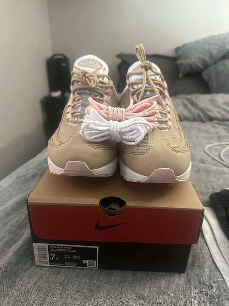 Nike Air Max 95 x Kith Gs Size 7 “Linen”IM6039-201 Pair 1710/1982