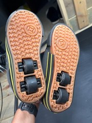 Heelys X2 Stingray Black Yellow Youth Kids Strap Skate Shoes Size 2 UK 1 EU 33
