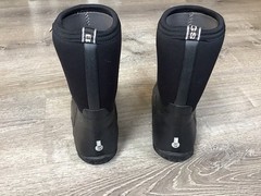Bogs Classic High Boots Youth Size 5 Black Good Waterproof Insulated Neoprene