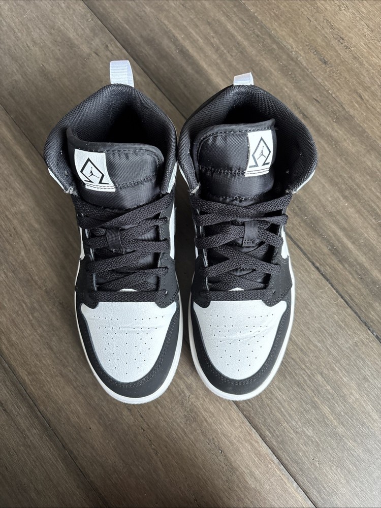 Jordan 1 Mid SE: Diamond (PS Size 3y)