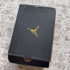 Jordan 8 Retro Playoffs Sneaker (2023) (GS) 305368-062 Size 5.5Y