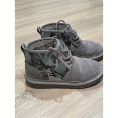 UGG Neumel Camo Grey Suede Lace Up Boots Kids Size 5 1116132K