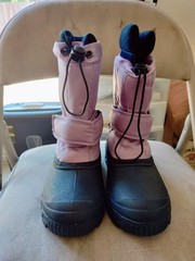 North Slide Kids Snow Boots Size 2 Black And Lavender