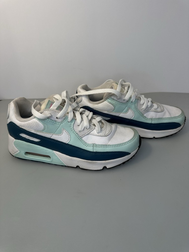 Nike Air Max 90 White Green & Teal Trainers. Big Kids Size 3Y Sneakers Shoes