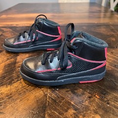 Nike Air Jordan 2 Retro BT Black Varsity Red 395720-002 Toddler Kids Size 10C