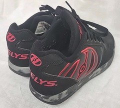 Heelys Propel 2.0 Black Red camo Lace Up Wheel Rolling SKATE SHOES Youth 4