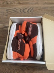Cleveland Browns ComfyFeet Original Comfy Feet Sneaker Slippers Kids Size 13-2