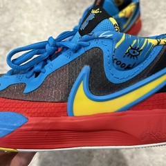 Size 6.5Y – Nike Kyrie 8 GO SE (GS) Black Blue Tour Yellow | DQ8080-012