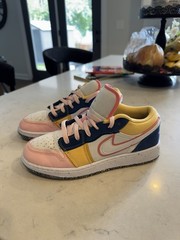 Size 6 (GS) – Jordan 1 SE Low Multi-Color Canvas
