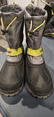 CastleX Element Youth Size 6 Gray Black Yellow Water Resistant Snow Boots