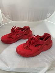 NIKE HUARACHE RUN (GS) UNIVERSITY RED [654275-600] US 6Y (BARELY USED)