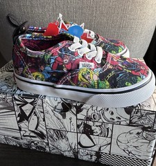 Sz 7 – Kid’s Vans Marvel x Authentic Superhero