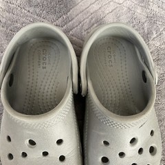crocs iconic comfort clogs Kids Size 9 Gray Sandal Slide Slip On