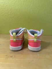 Nike Air Jordan 1 Mid SE Edge Glow (TD) in Size 6C