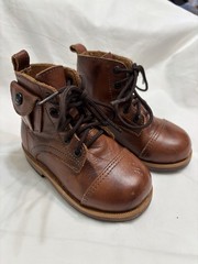 Mikoleon Heirloom Classic handmade leather boots in brown. 22, 6-6.5 Toddler