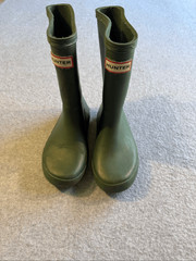 Hunter Kids First Classic rain boots green 11B 12G