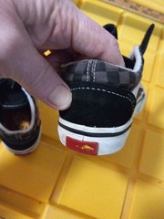 Authentic VANS Old Skool Kids Shoes Size 8. Pre Owned Good Condition See Photos