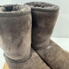 UGG Australia Boots Youth Size 3 Brown Classic Short Sheepskin Suede Womens 5