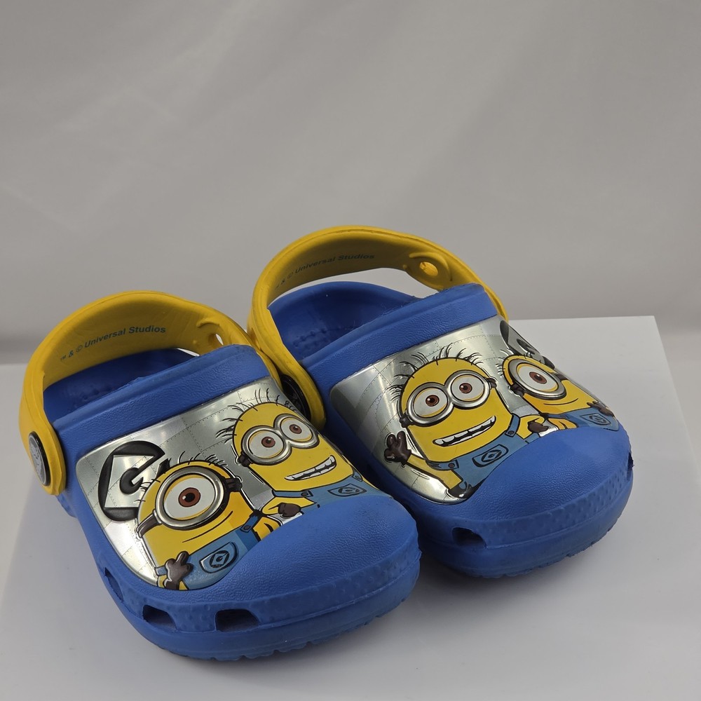Crocs x Despicable Me Minions Classic Clogs Childrens Sz C 4 5 Kids Blue Yellow