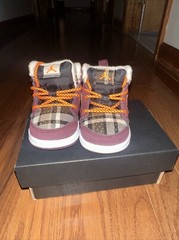 Size 2C Jordan 1 Mid SE (TD) Night Maroon/Total Orange FD5462608 Worn Once