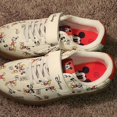 Disney Mickey Mouse Unisex Kids Low Top Hook & Loop Printed Sneakers Sz 2