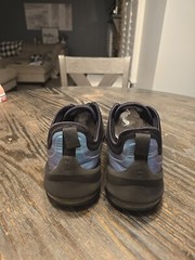 Nike Air Max Axis Prem Throwback Future Black Blue Youth AH5222-007 – Size 6.5