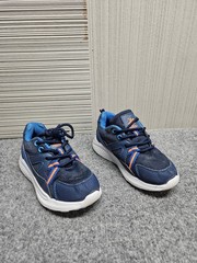 Stride Rite Unisex Kids Sneaker 11 Multicolor Logo Lace Up Close Toe Casual Shoe